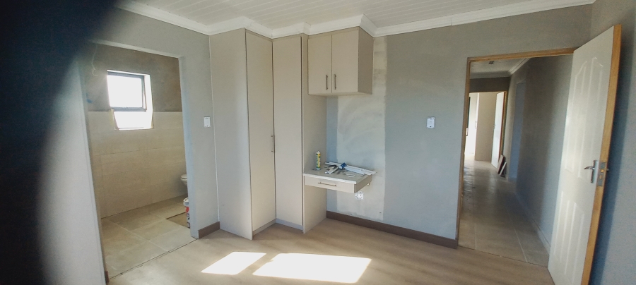 3 Bedroom Property for Sale in Albertinia Western Cape